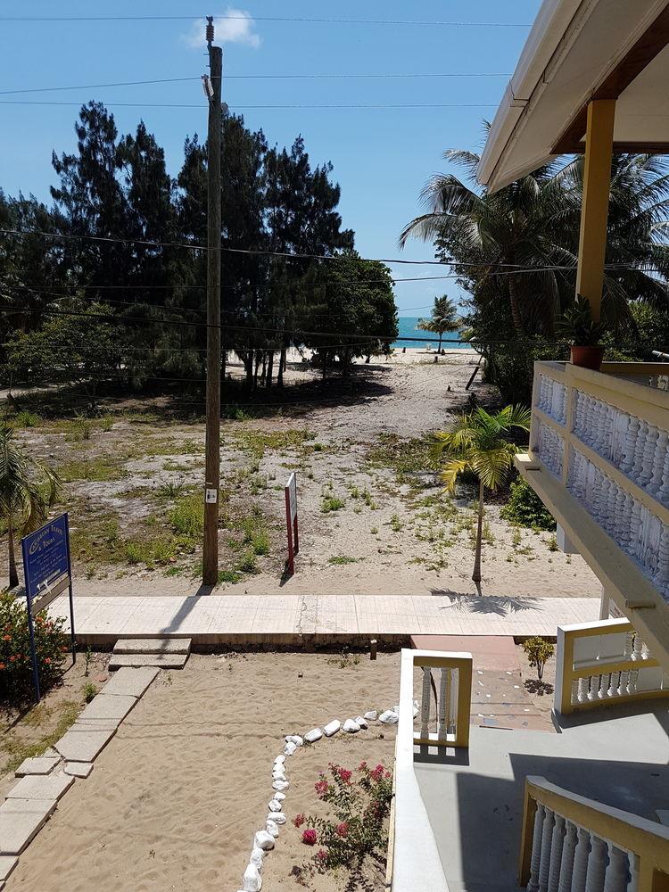 Serenade Hotel Placencia Exterior foto