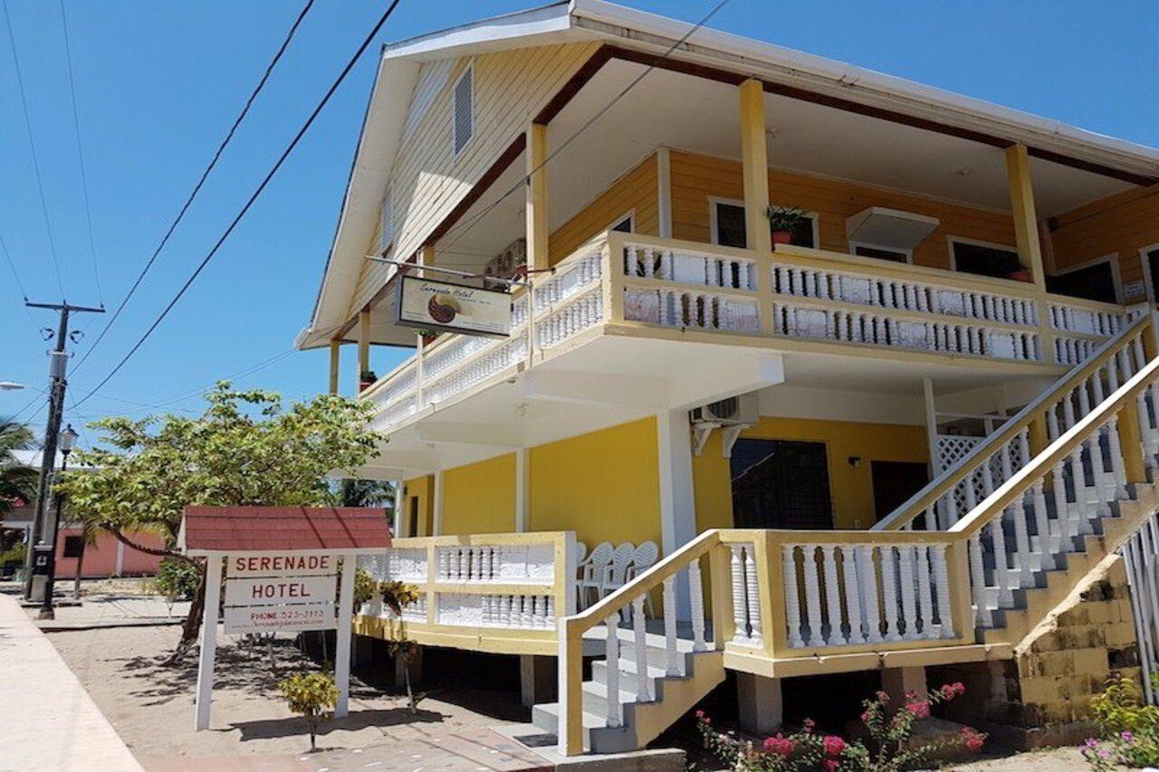 Serenade Hotel Placencia Exterior foto